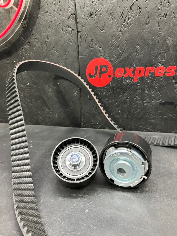 Комплект ГРМ Vesta