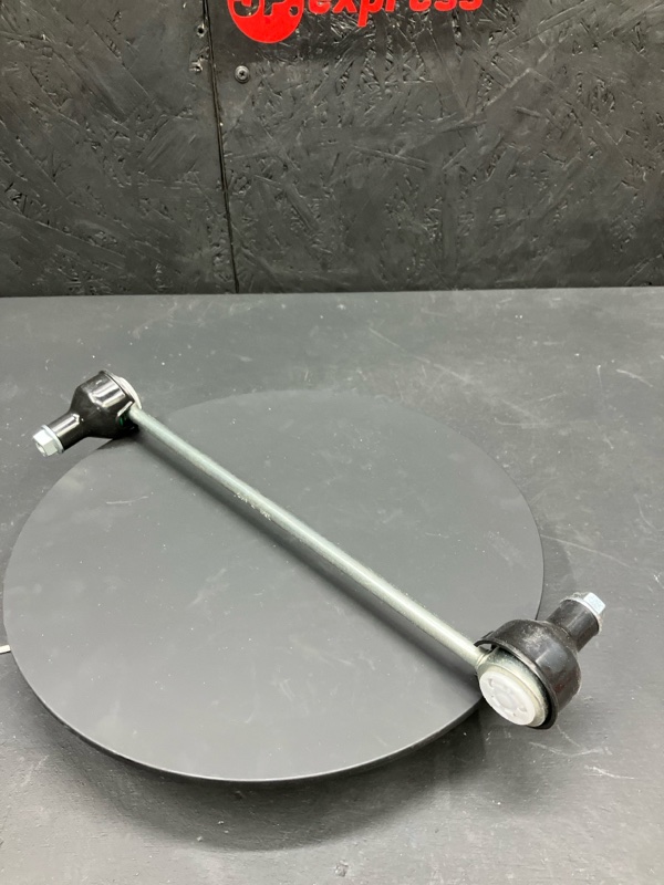 Стойка стабилизатора S60 2010-2018