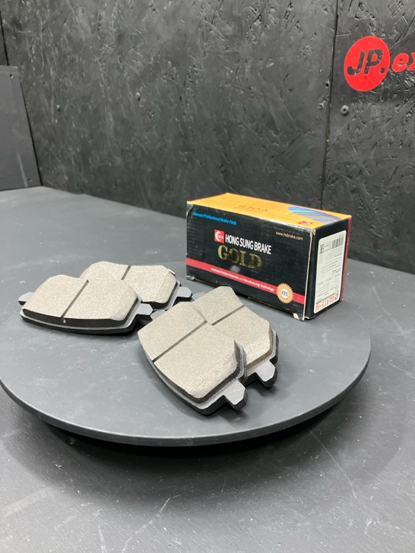 Тормозные колодки передние Uni-K 2022>