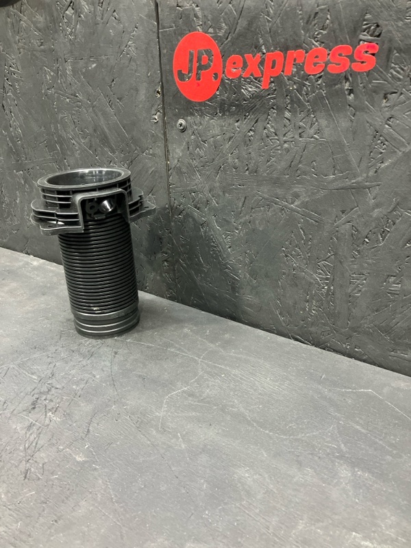 Патрубок воздушного фильтра PASSAT 2005>2010 B6