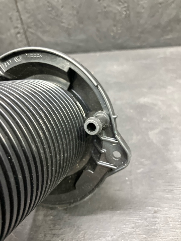 Патрубок воздушного фильтра PASSAT 2005>2010 B6