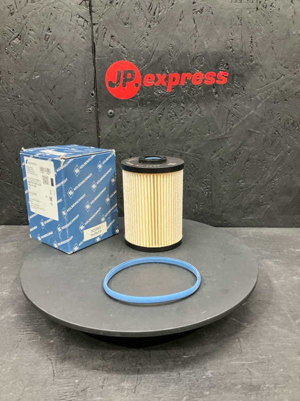 Фильтр топливный VOLVO XC60 2008-2017 50014237 новая