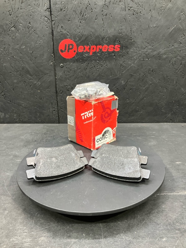 Тормозные колодки задние HONDA CR-V 2012-2018 GDB3576 новая