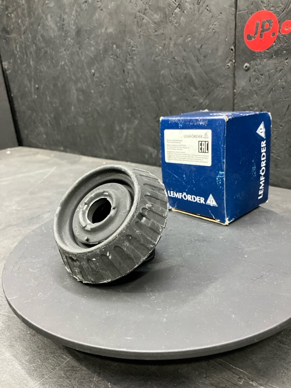 Опора амортизатора передняя Jazz 08-14