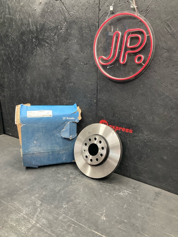 Запчасть тормозной диск передний Skoda Octavia 2013 DF4295FZR новая Тормозной диск передний Skoda Octavia 2013 DF4295FZR новая