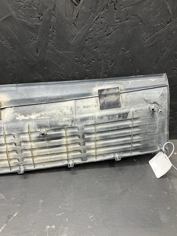 Накладка бампера задняя Land Cruiser J200