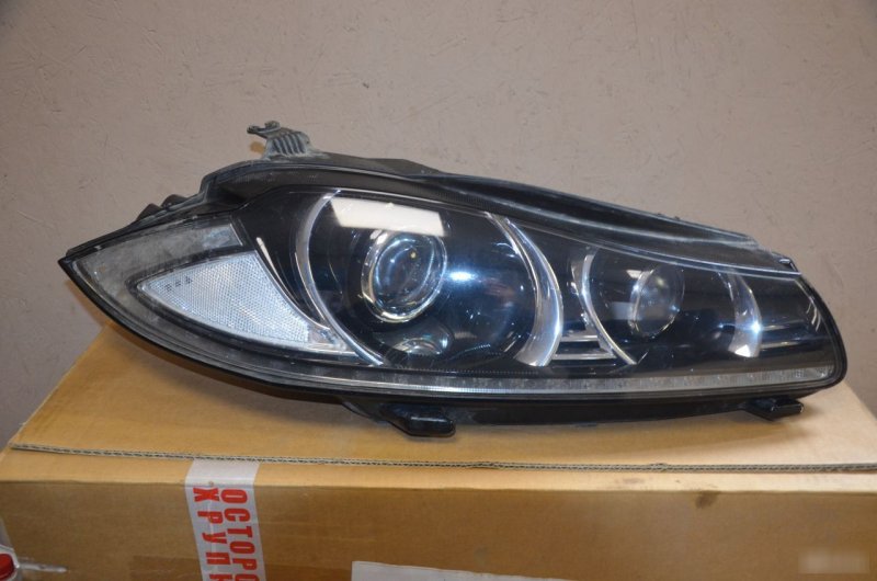 Фара правая Jaguar XF C2Z31444 Б/У