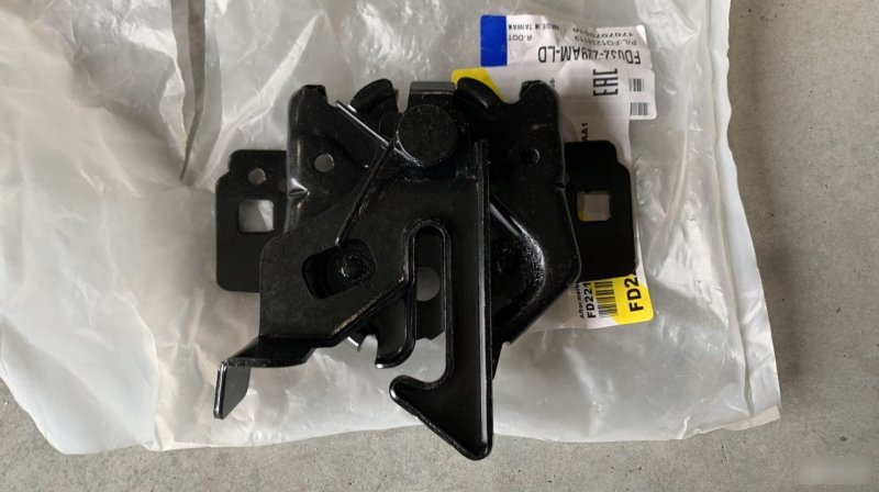 Замок капота Focus 2