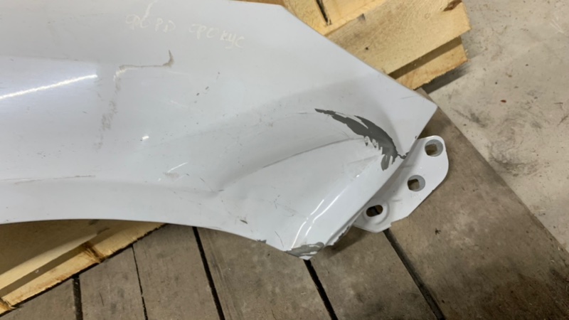 Крыло переднее правое Focus