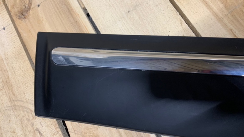 Накладка двери передняя левая Qashqai J10 Накладка двери передняя левая Qashqai J10