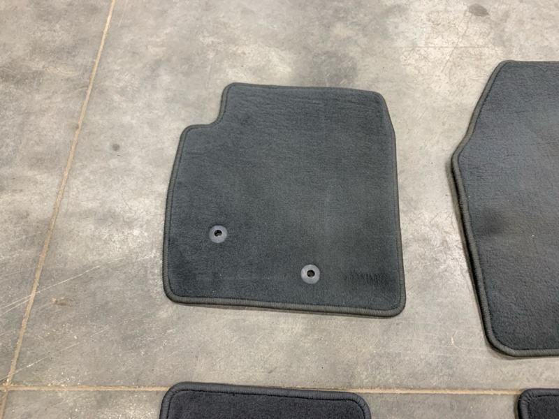 Коврики салонные XC90 Коврики салонные XC90