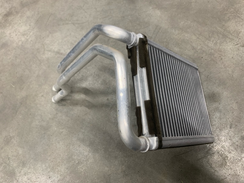 Радиатор отопителя Solaris 2014 1.6 G4FC