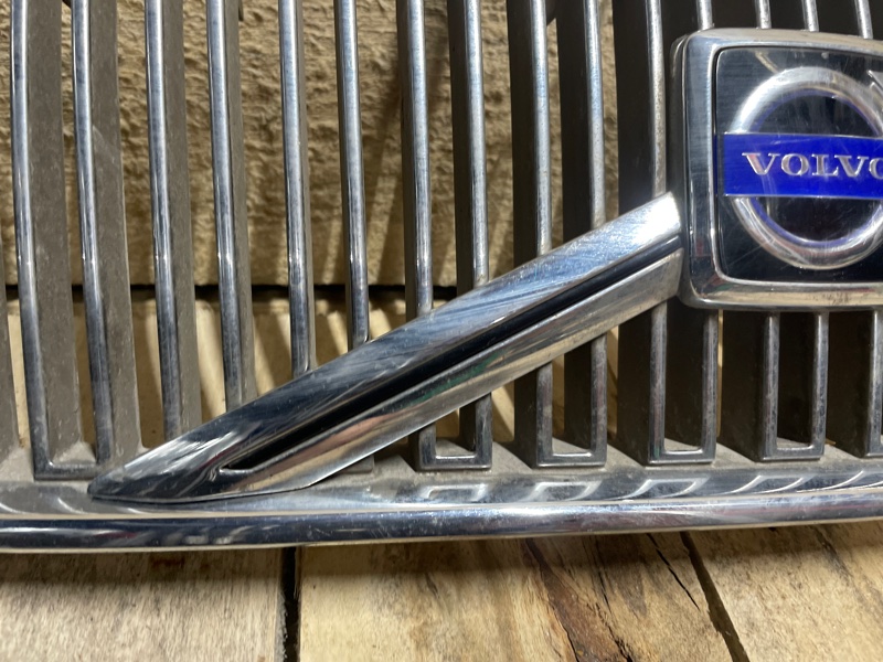 Решетка радиатора S80 Решетка радиатора S80