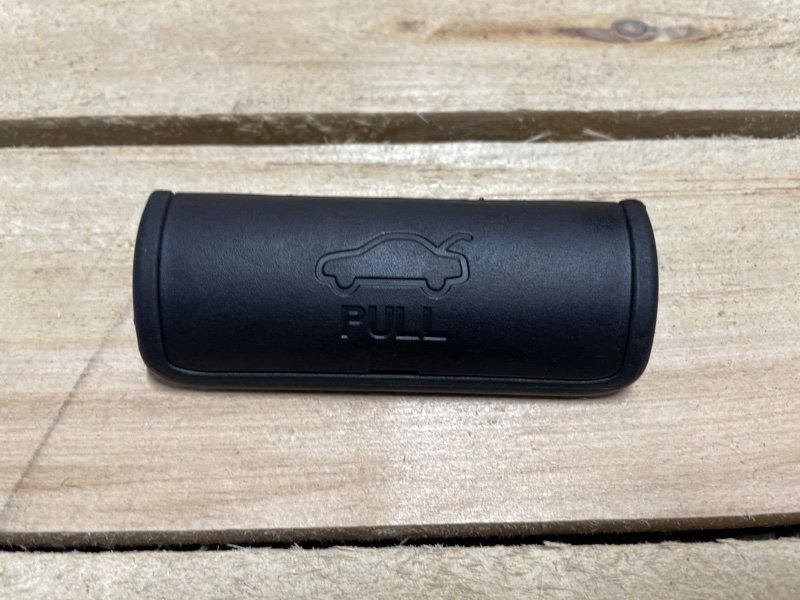 Ручка открывания багажника Kia K5 2021 2.0 G4NA 812543S000 Б/У
