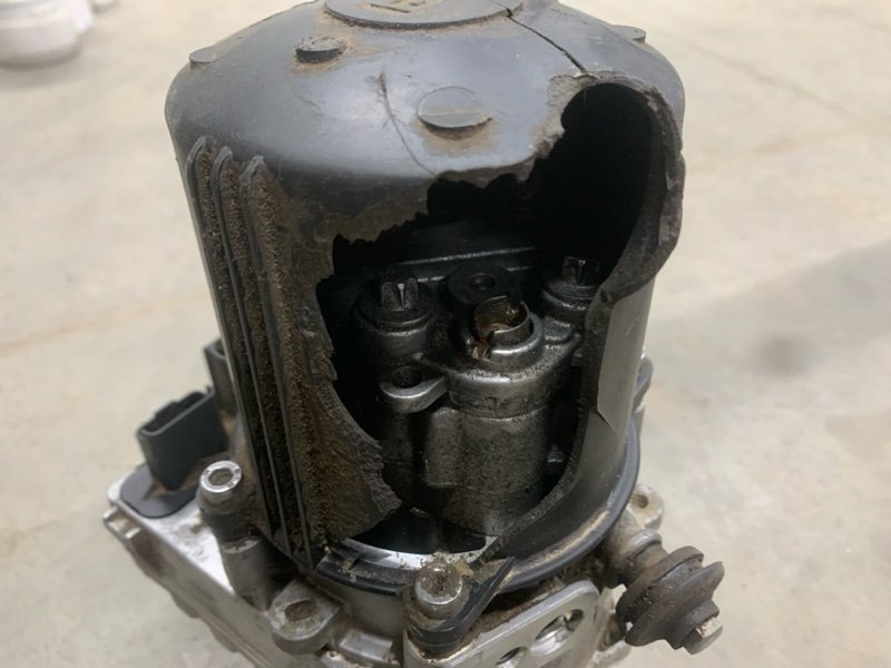 Насос гидроусилителя руля C4 Насос гидроусилителя руля C4