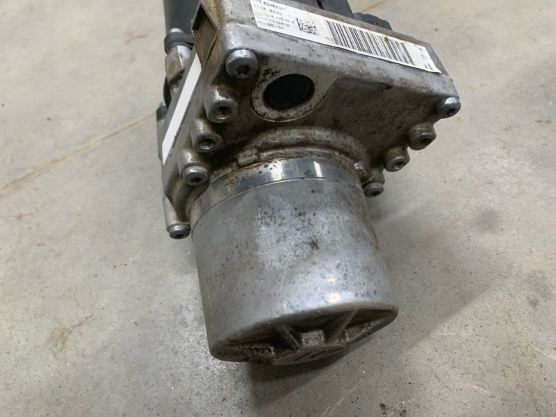 Насос гидроусилителя руля C4 Насос гидроусилителя руля C4