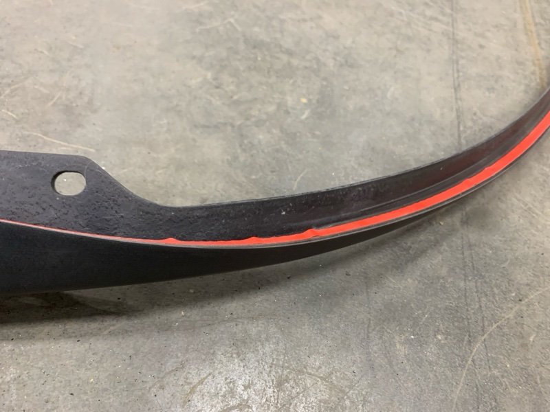 Брызговик задний правый S40