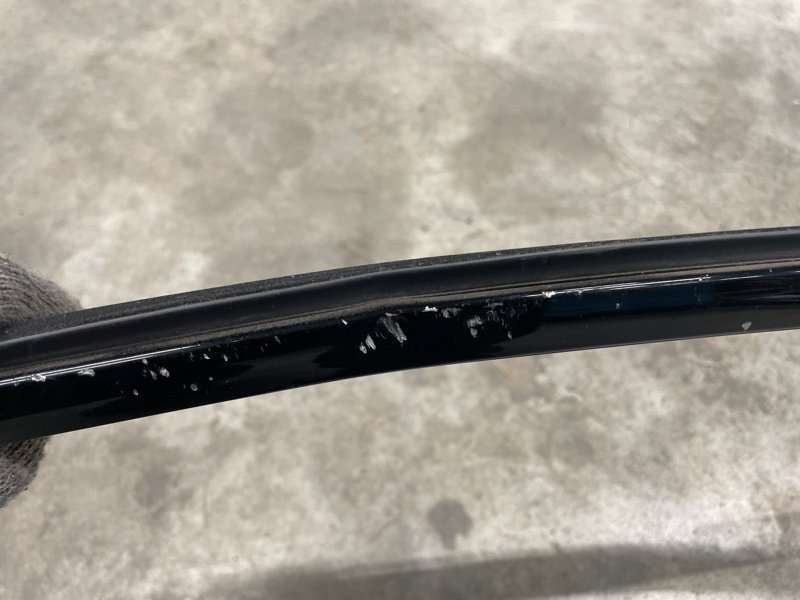 Уплотнитель стекла двери передний правый X5 2023 G05 LCI B57D30B