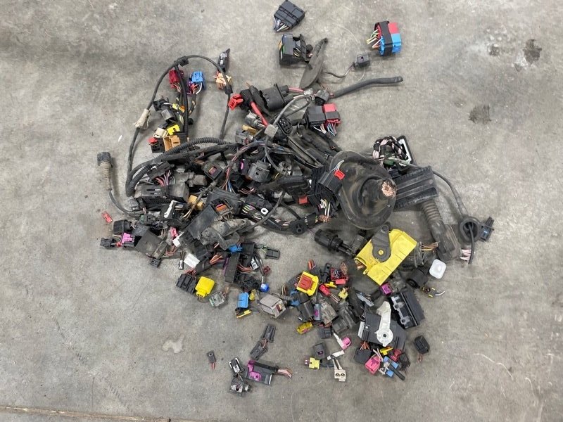 Запчасть проводка Volkswagen Tiguan 2019 Mk2 CHH 1j0973702 Б/У Проводка Volkswagen Tiguan 2019 Mk2 CHH 1j0973702 Б/У