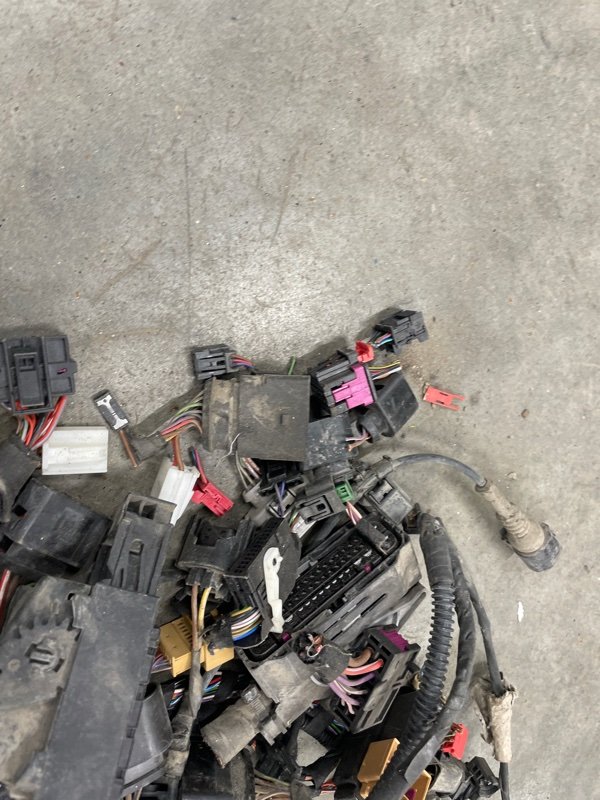 Проводка Tiguan 2019 Mk2 CHH Проводка Tiguan 2019 Mk2 CHH