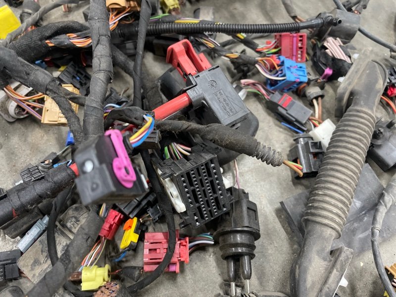 Проводка Tiguan 2019 Mk2 CHH Проводка Tiguan 2019 Mk2 CHH