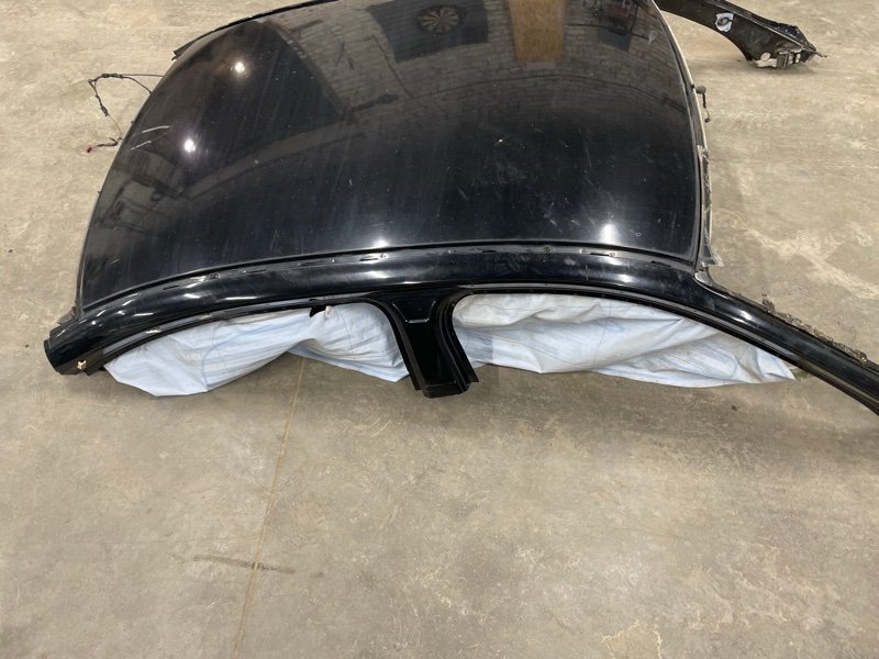 Крыша BMW 320i E90 N46 Крыша BMW 320i E90 N46