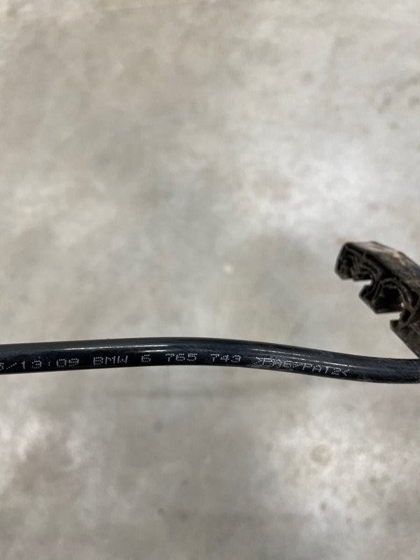 Трубка топливная 320i 2005 E90 N46 Трубка топливная 320i 2005 E90 N46