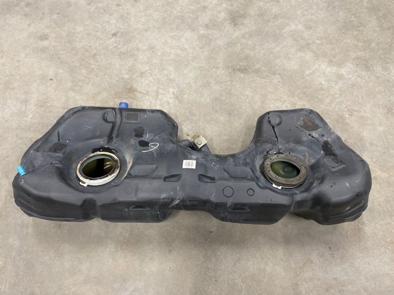 Бак топливный BMW 320i 2005 E90 N46 16117283798 Б/У