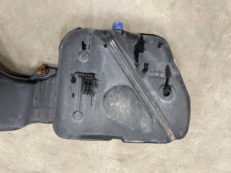 Бак топливный 320i 2005 E90 N46