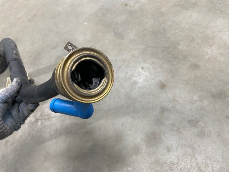 Горловина топливного бака 320i 2005 E90 N46 Горловина топливного бака 320i 2005 E90 N46