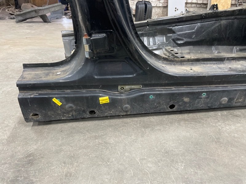 Порог правый BMW 320i E90 N46 Порог правый BMW 320i E90 N46