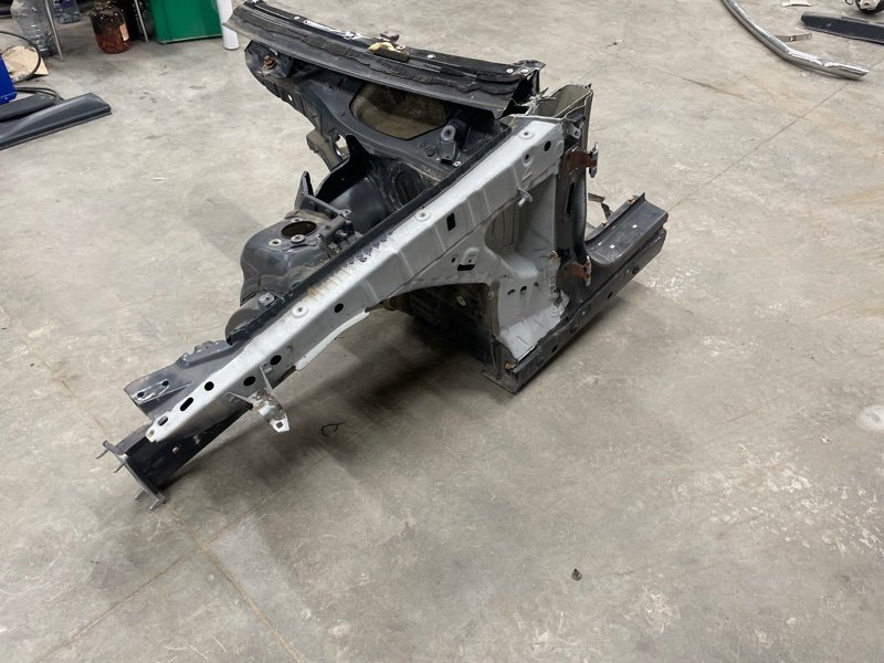 Четверть передний левый BMW 320i 2005 E90 N46 41147135610 Б/У