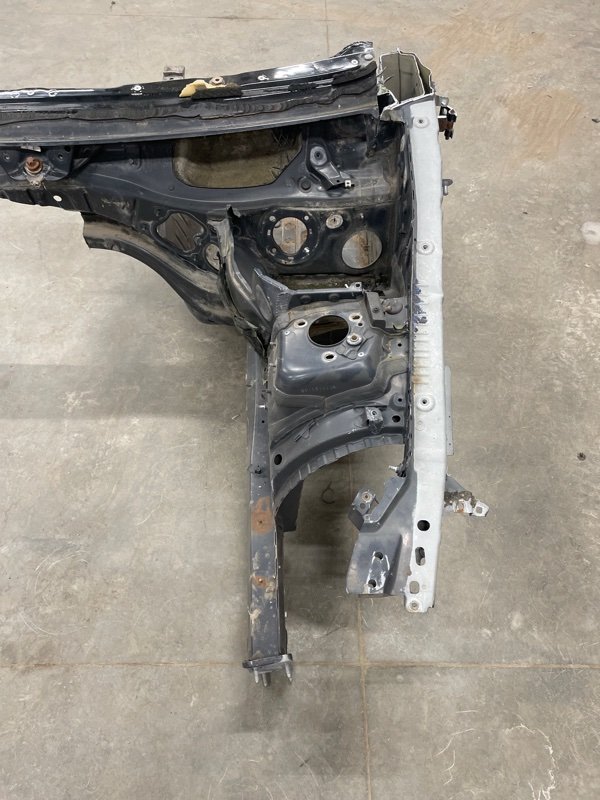 Четверть передний левый BMW 320i E90 N46