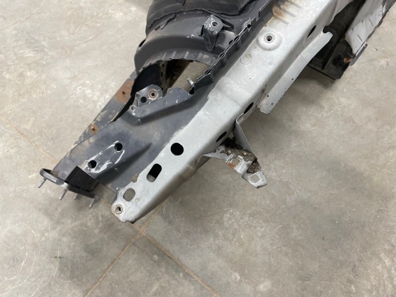 Четверть передний левый 320i 2005 E90 N46