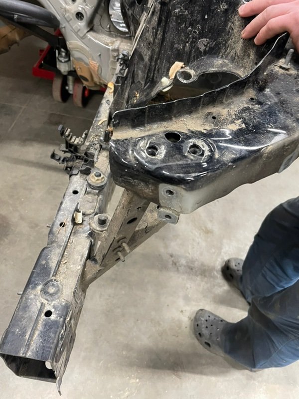 Четверть передний левый 330i 2022 G20 B46B20B