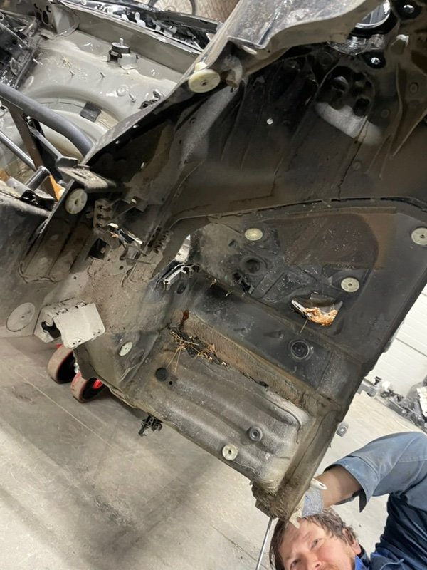 Четверть передний левый 330i 2022 G20 B46B20B