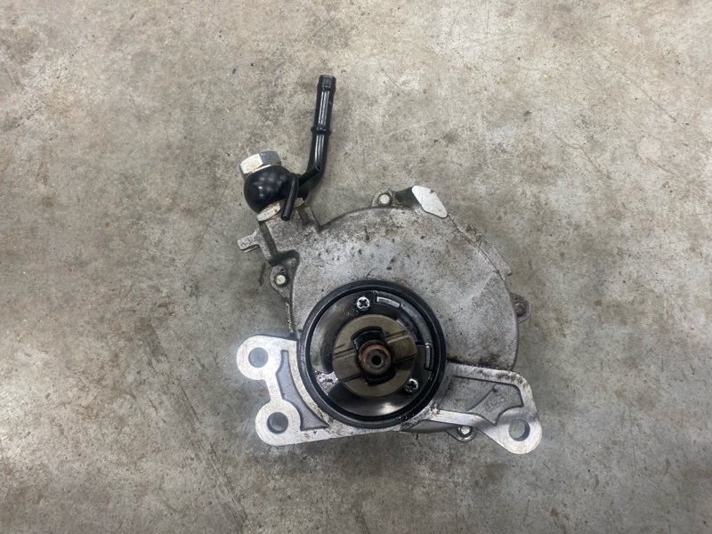 Вакуумный насос Toyota Land Cruiser Prado 150 1GD 2930011021 Б/У