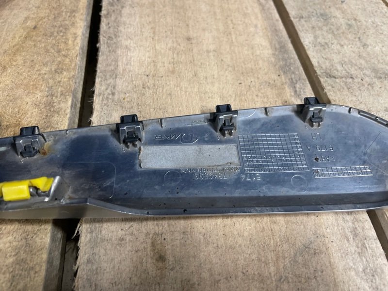 Накладка крыла передняя левая 520D 2018 G30 B47