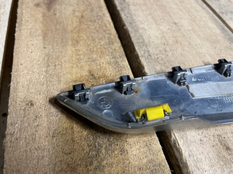 Накладка крыла передняя левая 520D 2018 G30 B47