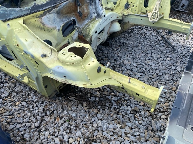 Четверть передний правый Mini Cooper S Countryman 2011 R60 N18B16A 41009805588 Б/У