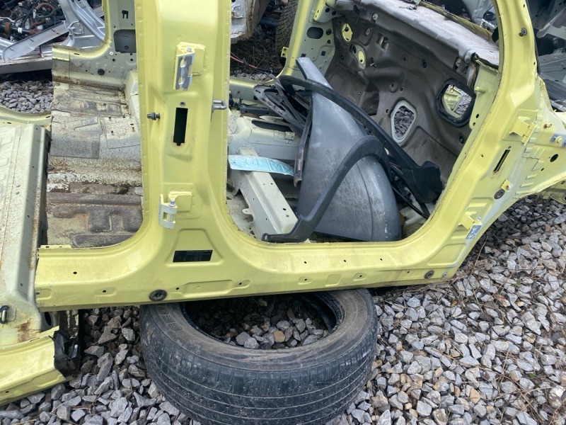 Порог со стойкой правый Mini Cooper S Countryman 2011 R60 N18B16A 41009811554 Б/У