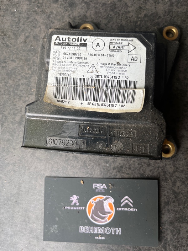 Блок управления SRS Peugeot Partner 9674290780 Б/У