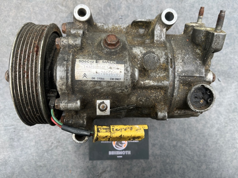 Компрессор кондиционера Peugeot 207 1.4 9678656080 Б/У
