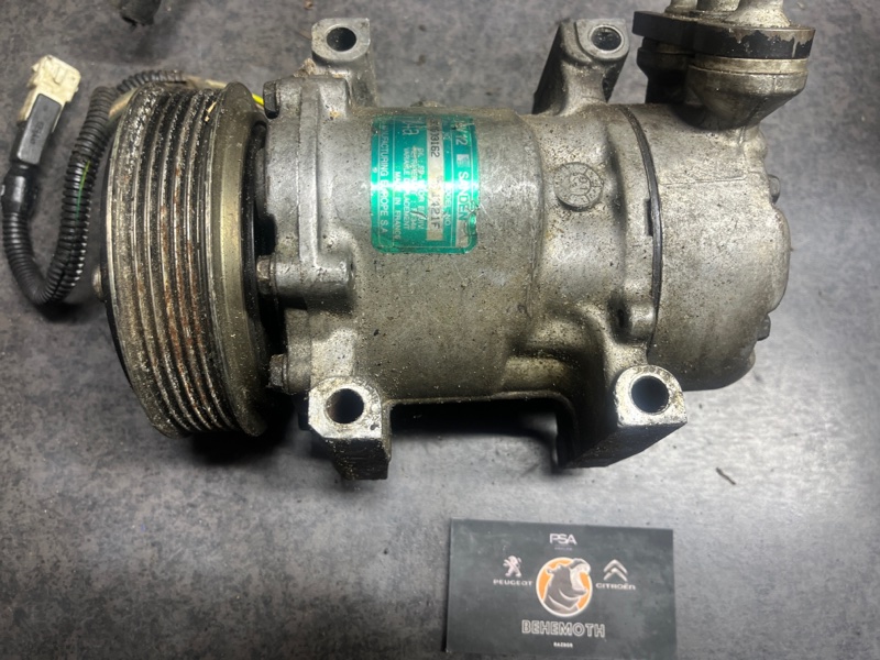 Компрессор кондиционера Peugeot 307 2.0 10834003162 Б/У