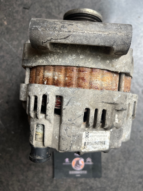 Генератор Peugeot 308 1.6 V758575180 01 Б/У