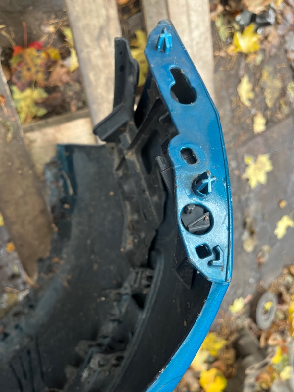 Бампер Peugeot 207