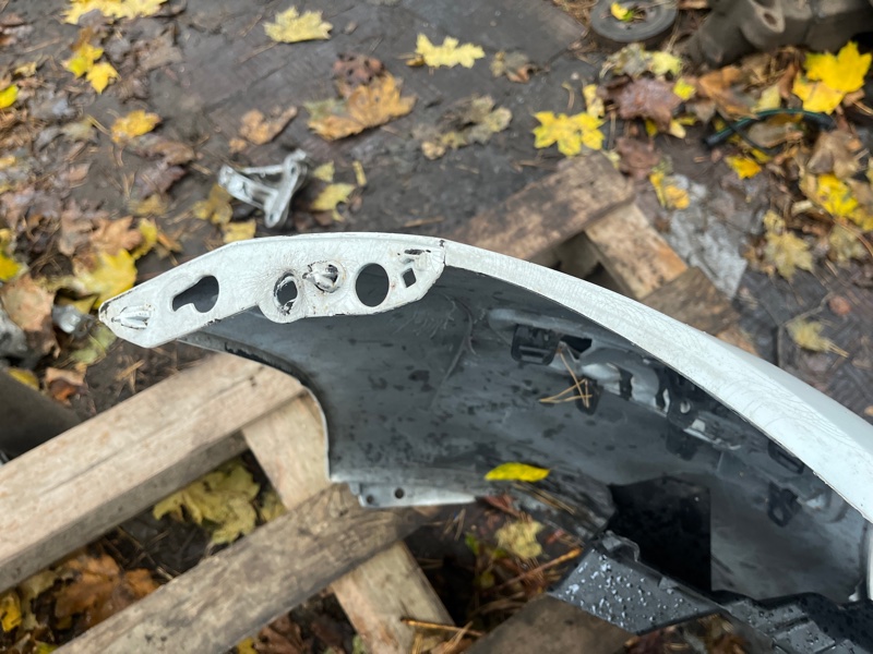 Бампер Peugeot 207