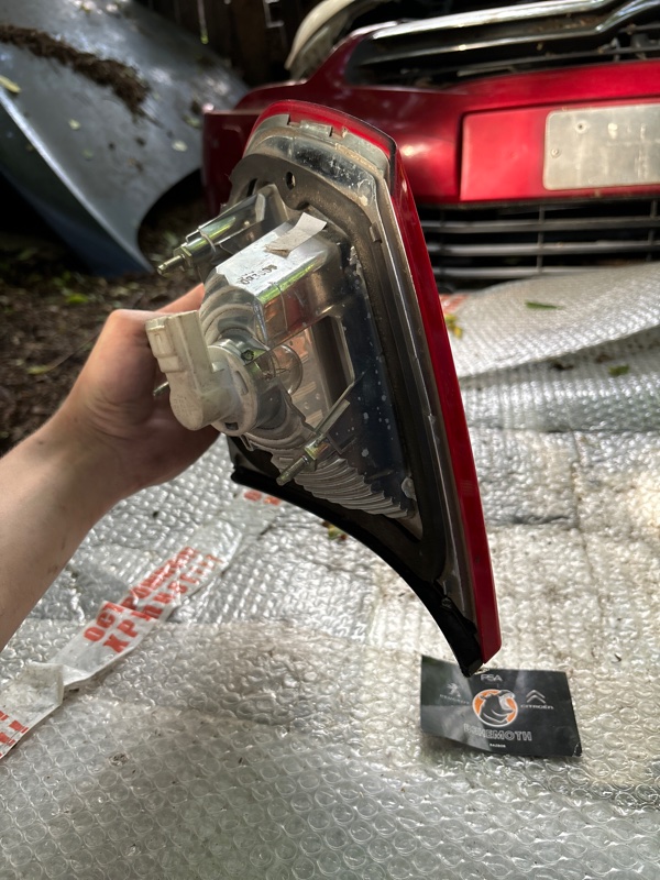 Фонарь заднего хода citroen c4