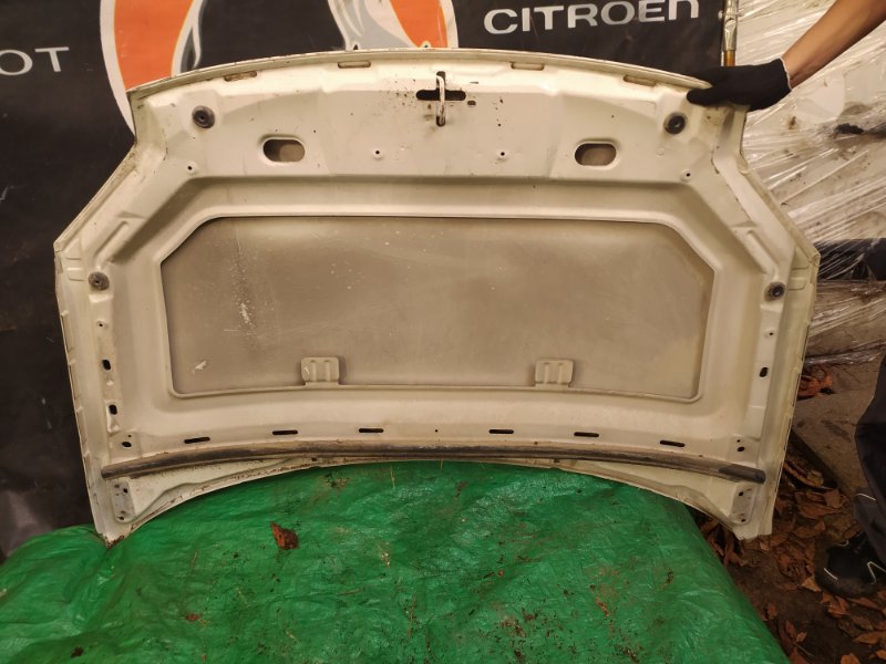 Капот Citroen