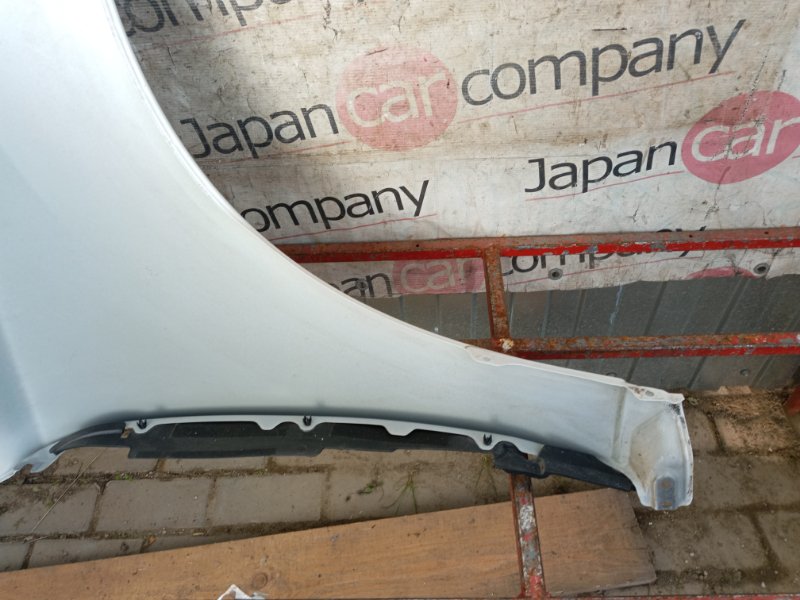 Крыло переднее левое Legacy 2010-2015 B14